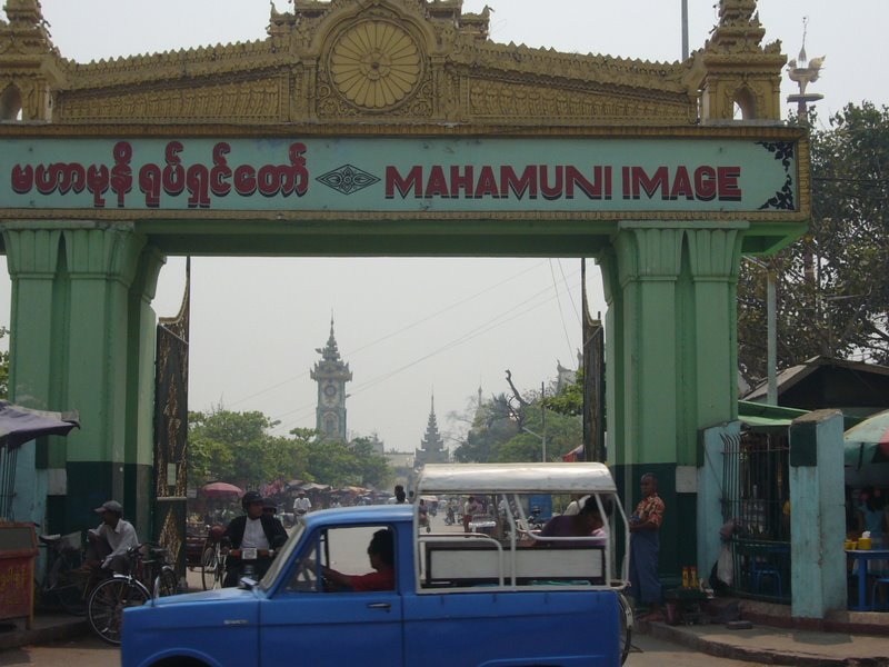 A typical Mandalay taxi
